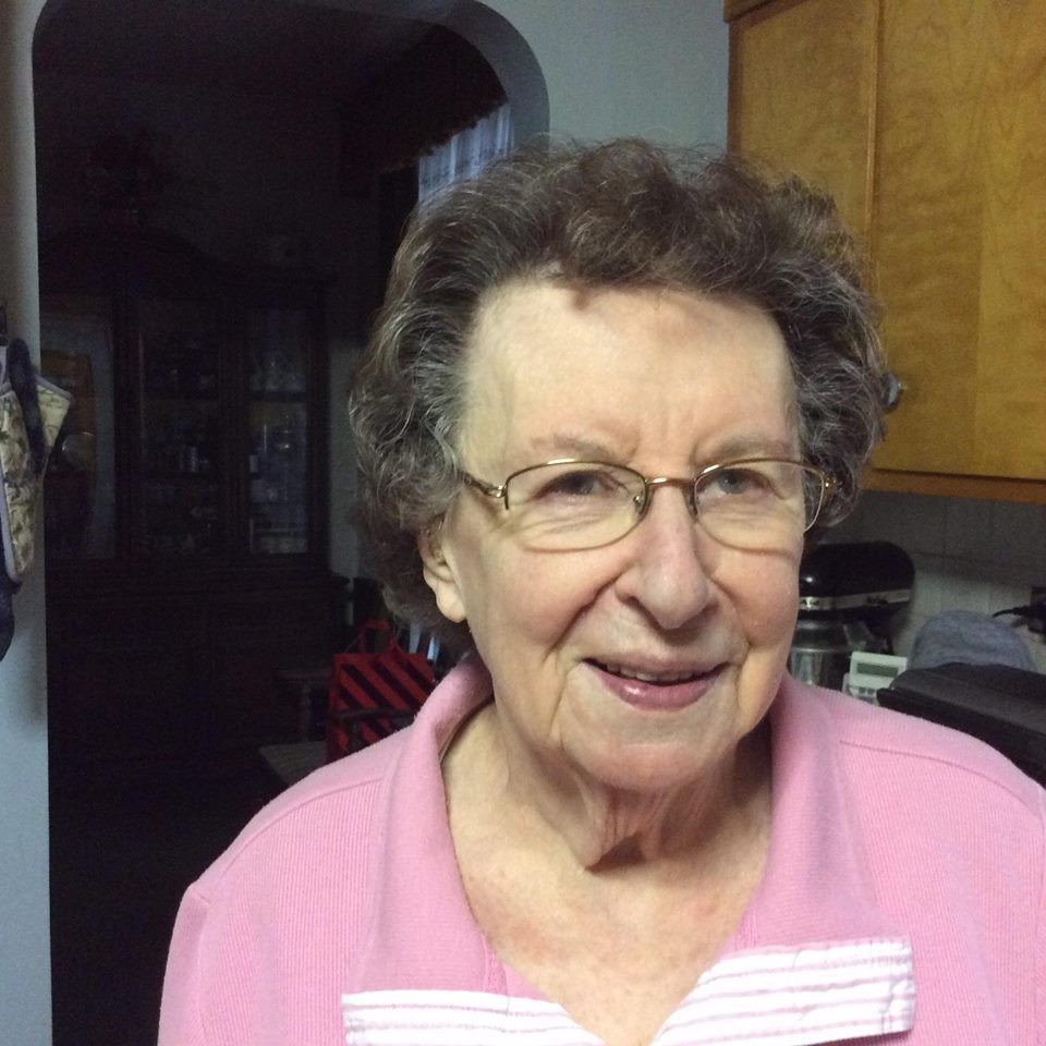 Lorraine Elizabeth Robertson (1926-2020)
